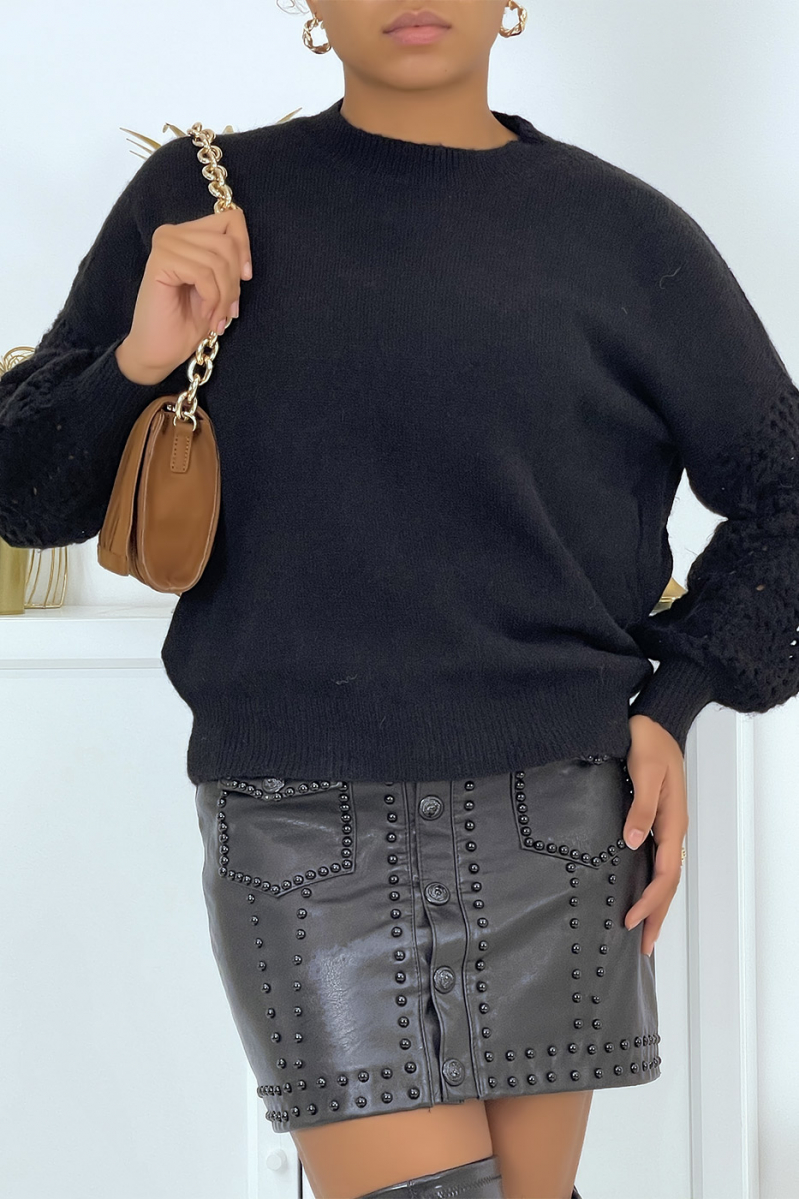 Warm and soft black cropped sweater with round neck puff sleeve and embossed details - 4