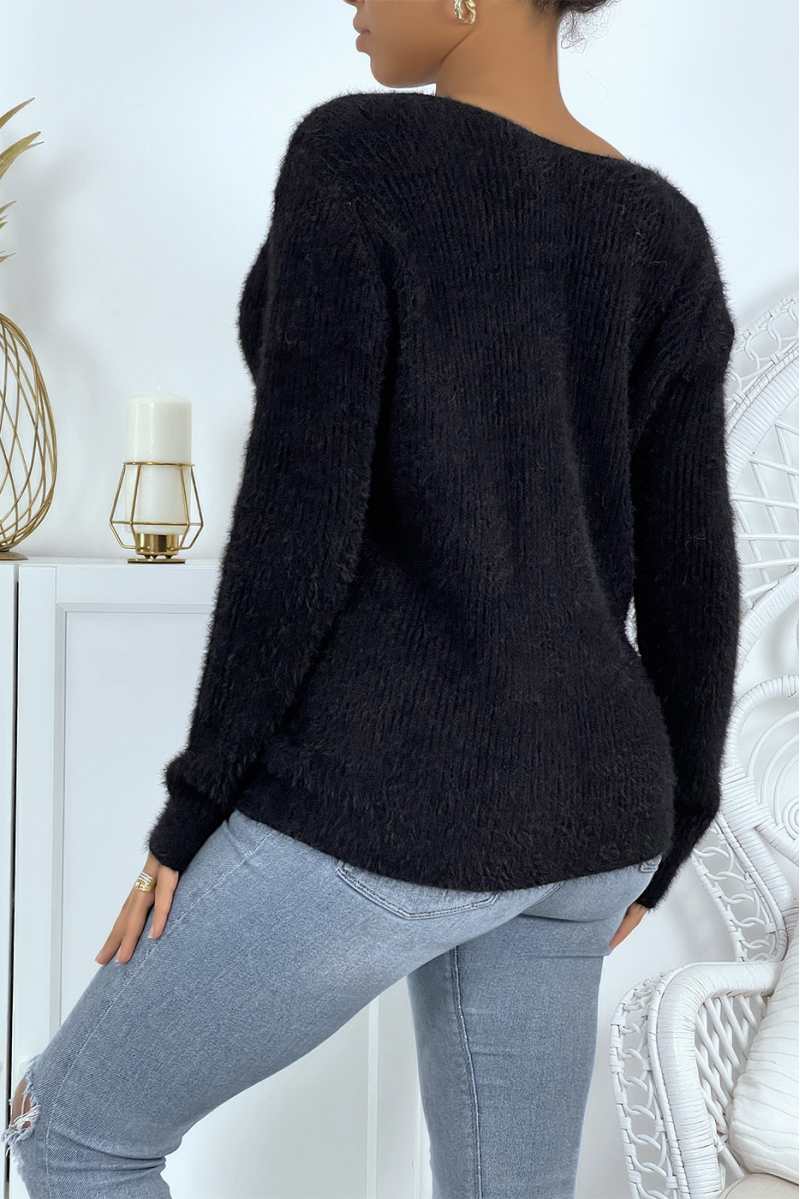 Black fluffy cocooning style V-neck sweater - 4