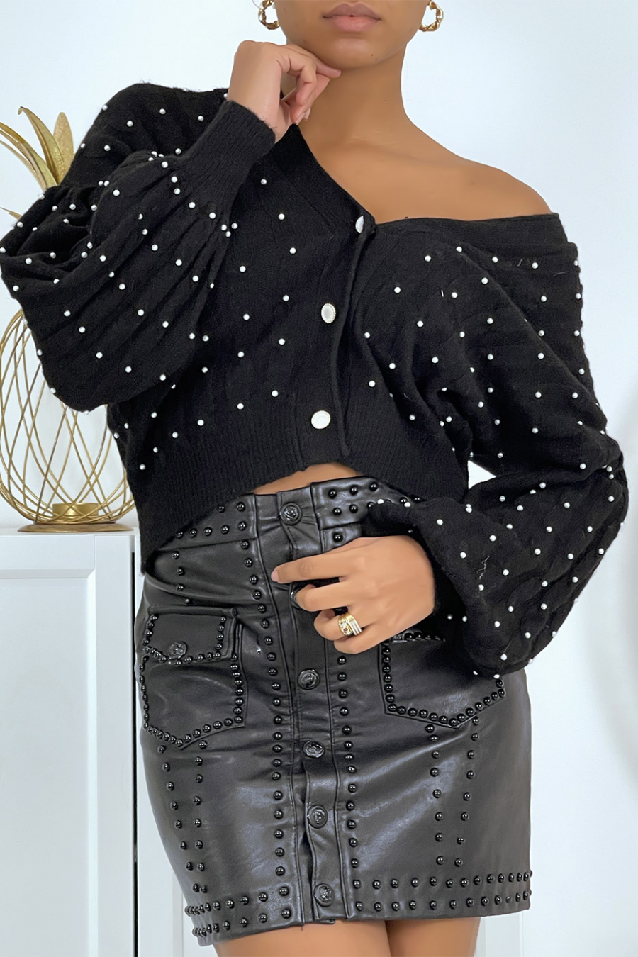 Zwarte bodywarmer met zeer zachte cropped en gepofte parels - 5