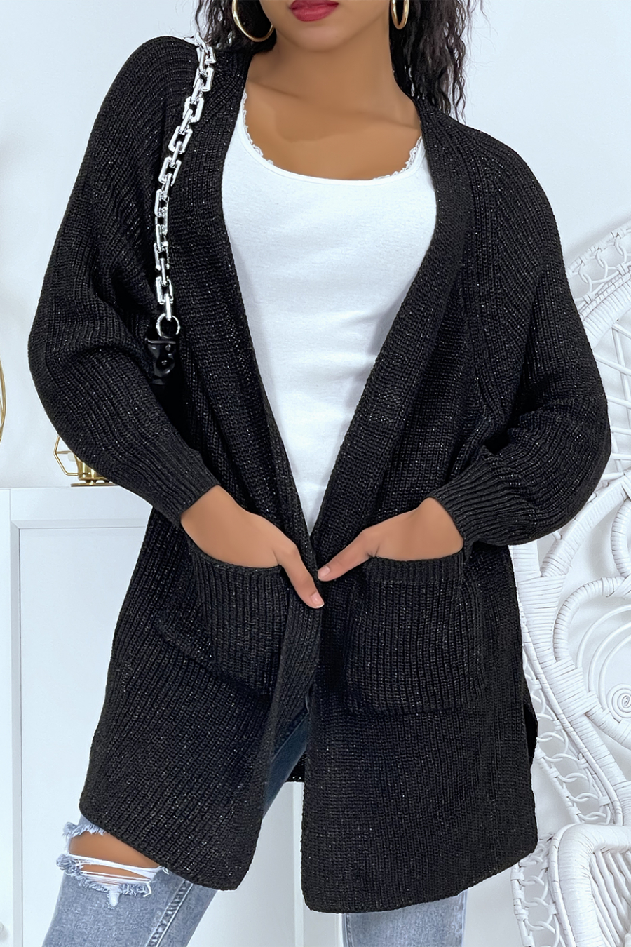 Gilet mi-long noir pailleté fendu sur les côtés en mailles avec manches bouffantes - 2