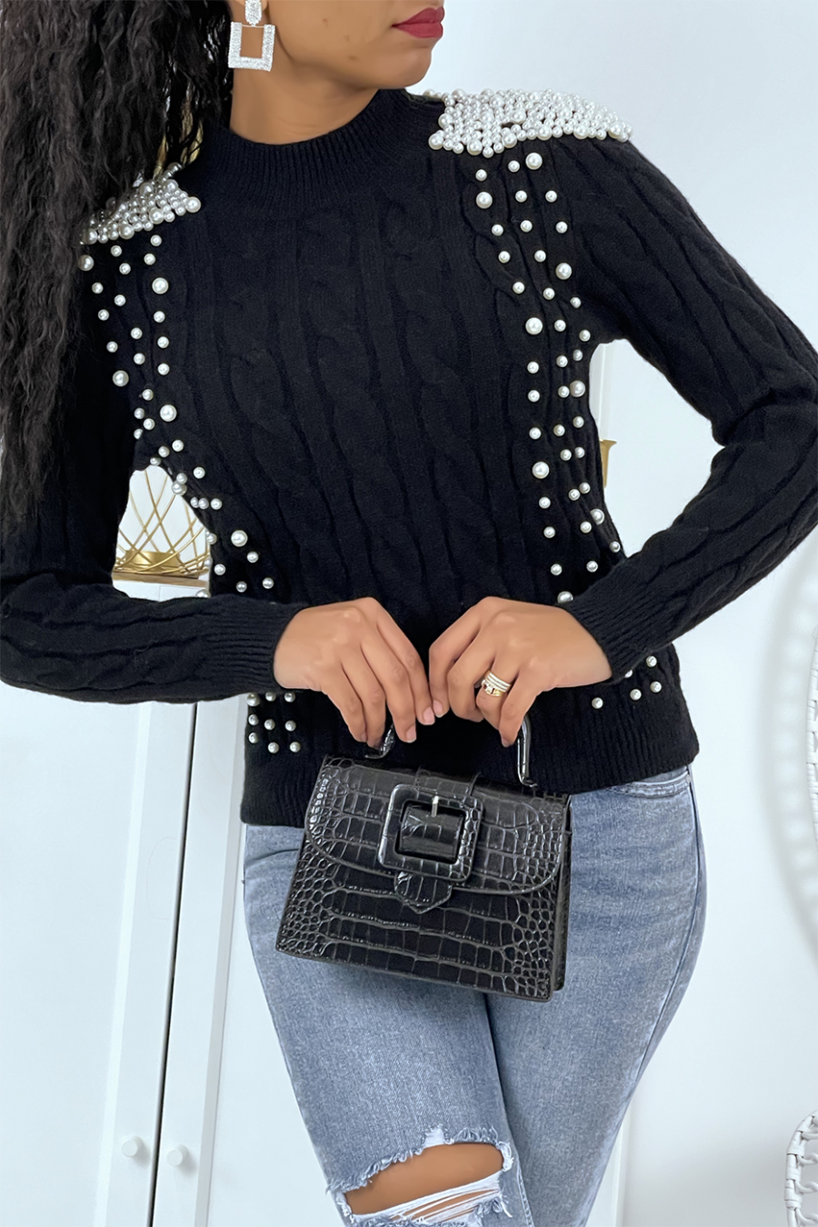 Pull noir col montant en maille tressée et épaulettes en perles - 1