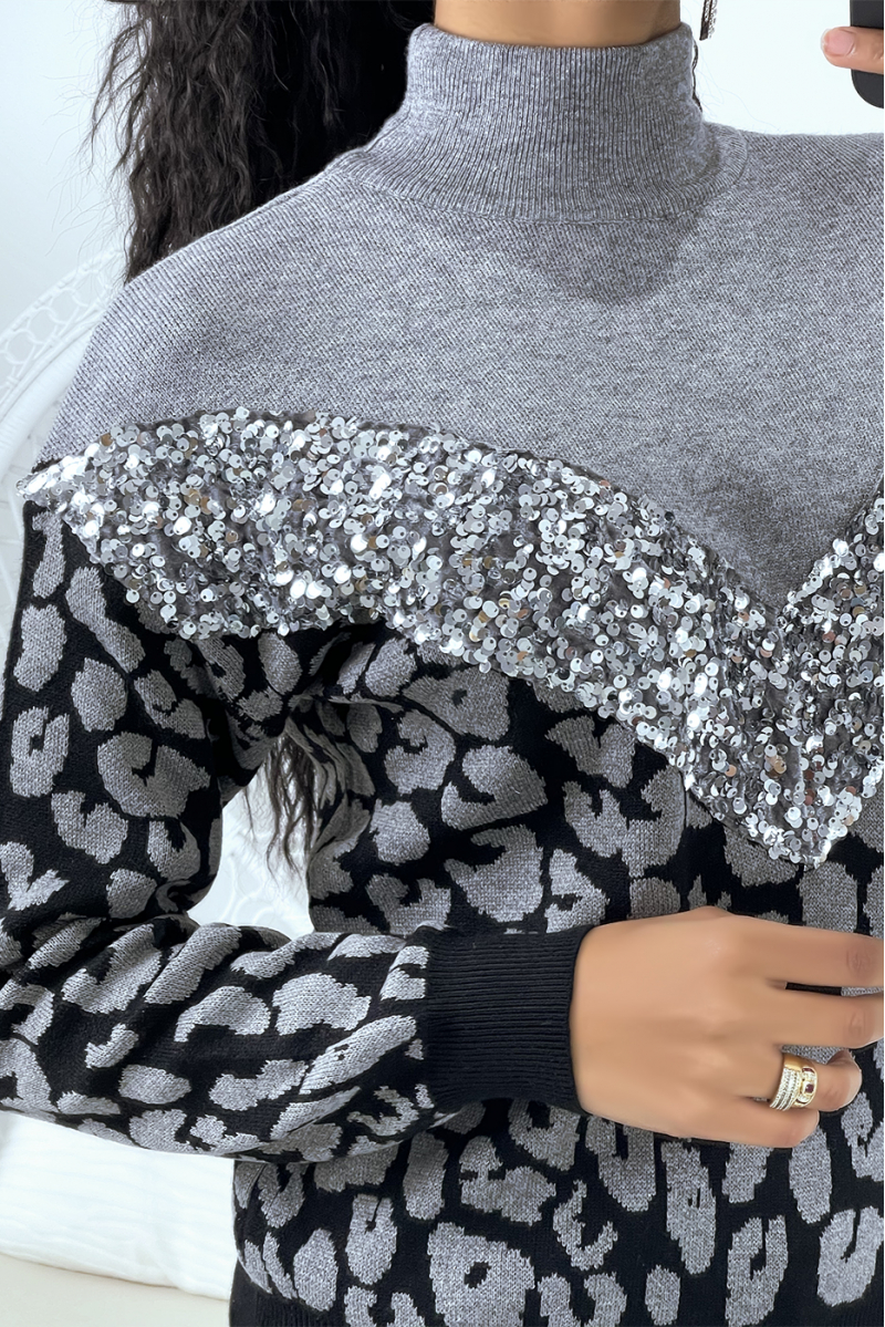 Pull gris col montant à motif V style US et imprimé léopard - 5