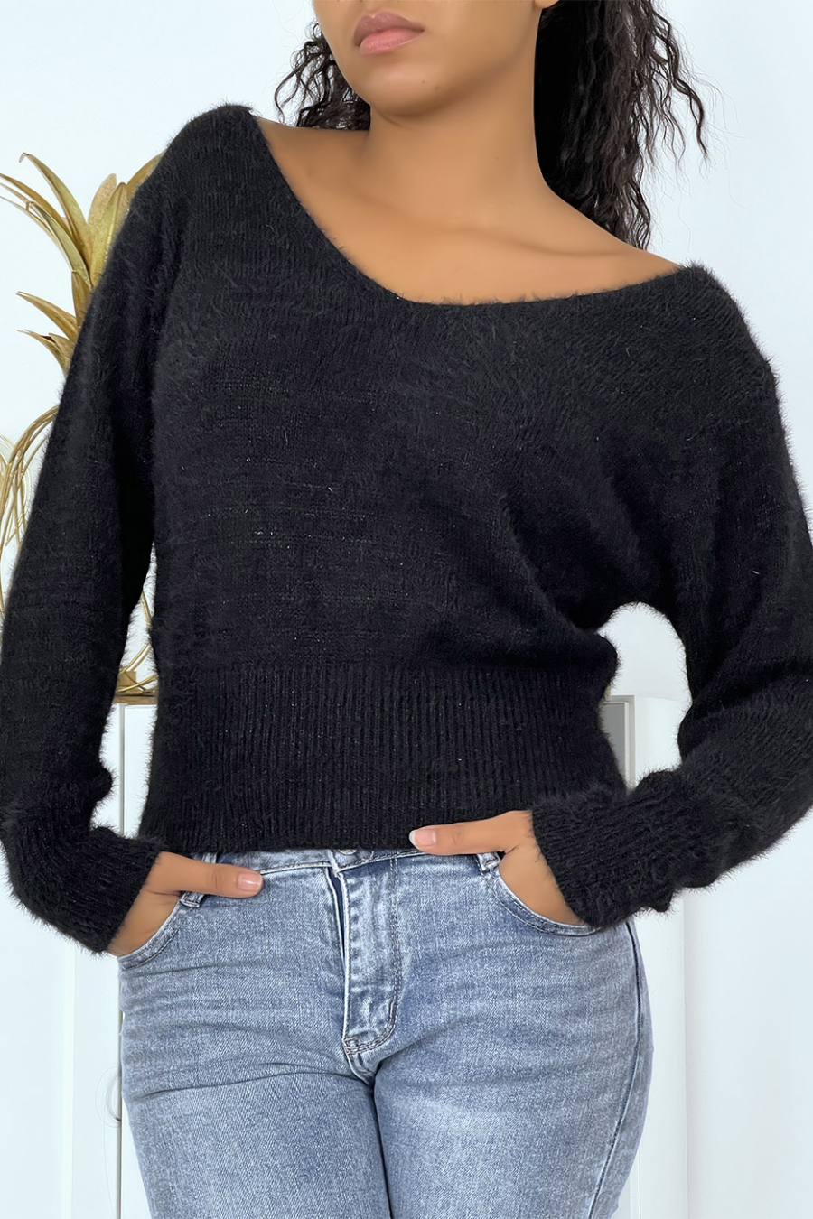 Pull noir dos nus pas chère - 5
