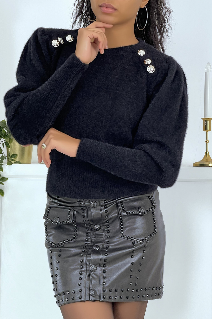 Pull noir doux à boutons aux épaules - 3