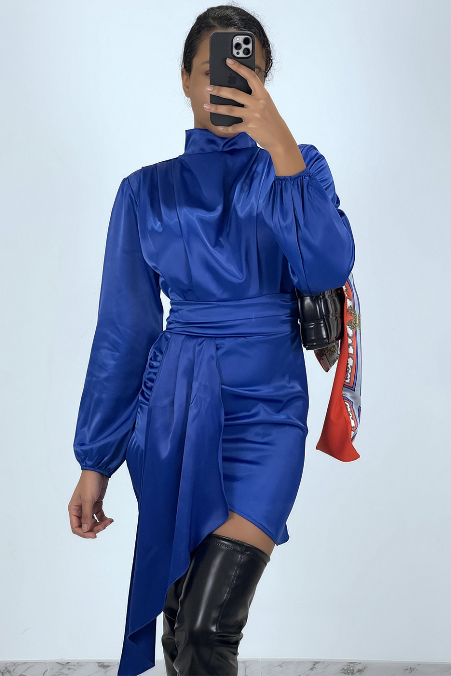 Royal satin dress with flounce - 9