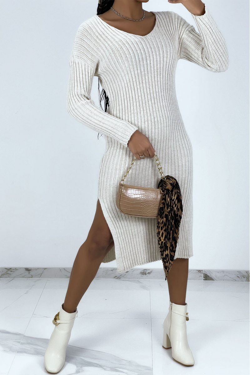 Mid-length beige sweater dress with splits on both sides - 2