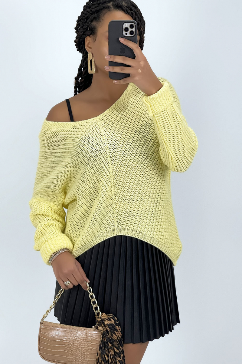 Yellow knit V-neck sweater - 5