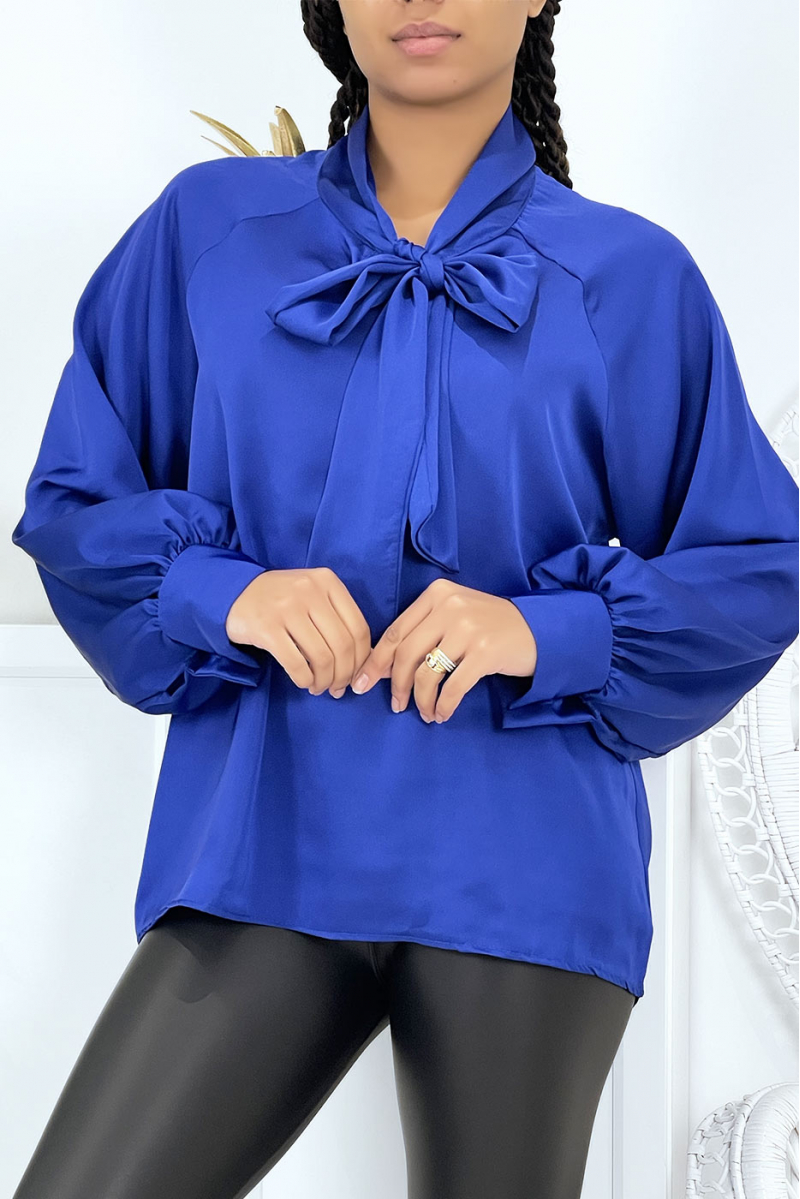Koningsblauwe satijnen blouse voor dames - 2