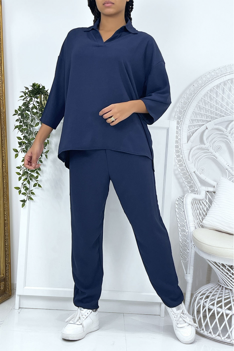 Marineblauwe soepelvallende blouse en broekset - 1