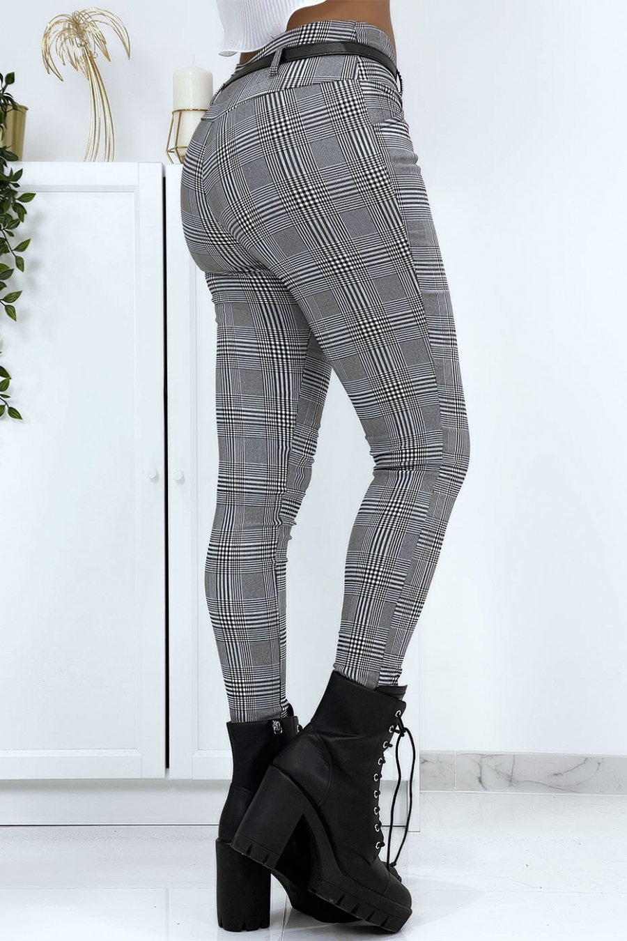 Pantalon slim à motif avec ceinture et poches - 6