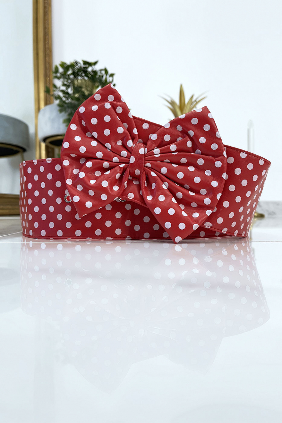 Red pvc belt with bow tie - 3