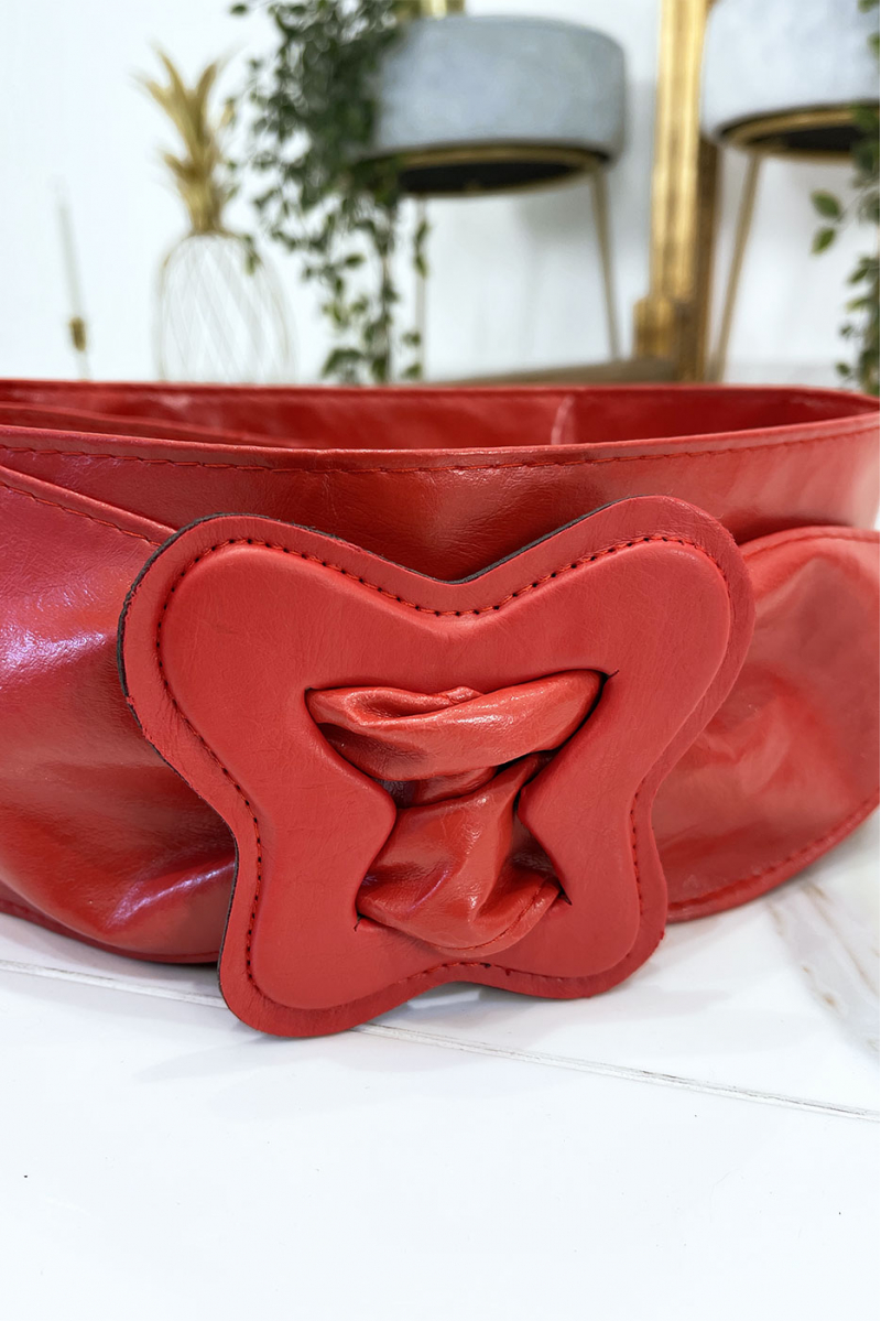 Women's red belt with butterfly shape on the buckle - 8