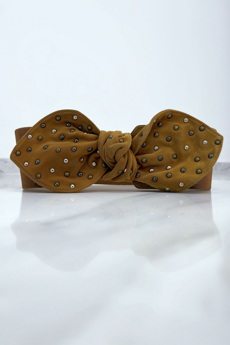 Camel elastische tailleband met suède strik met studs - 1