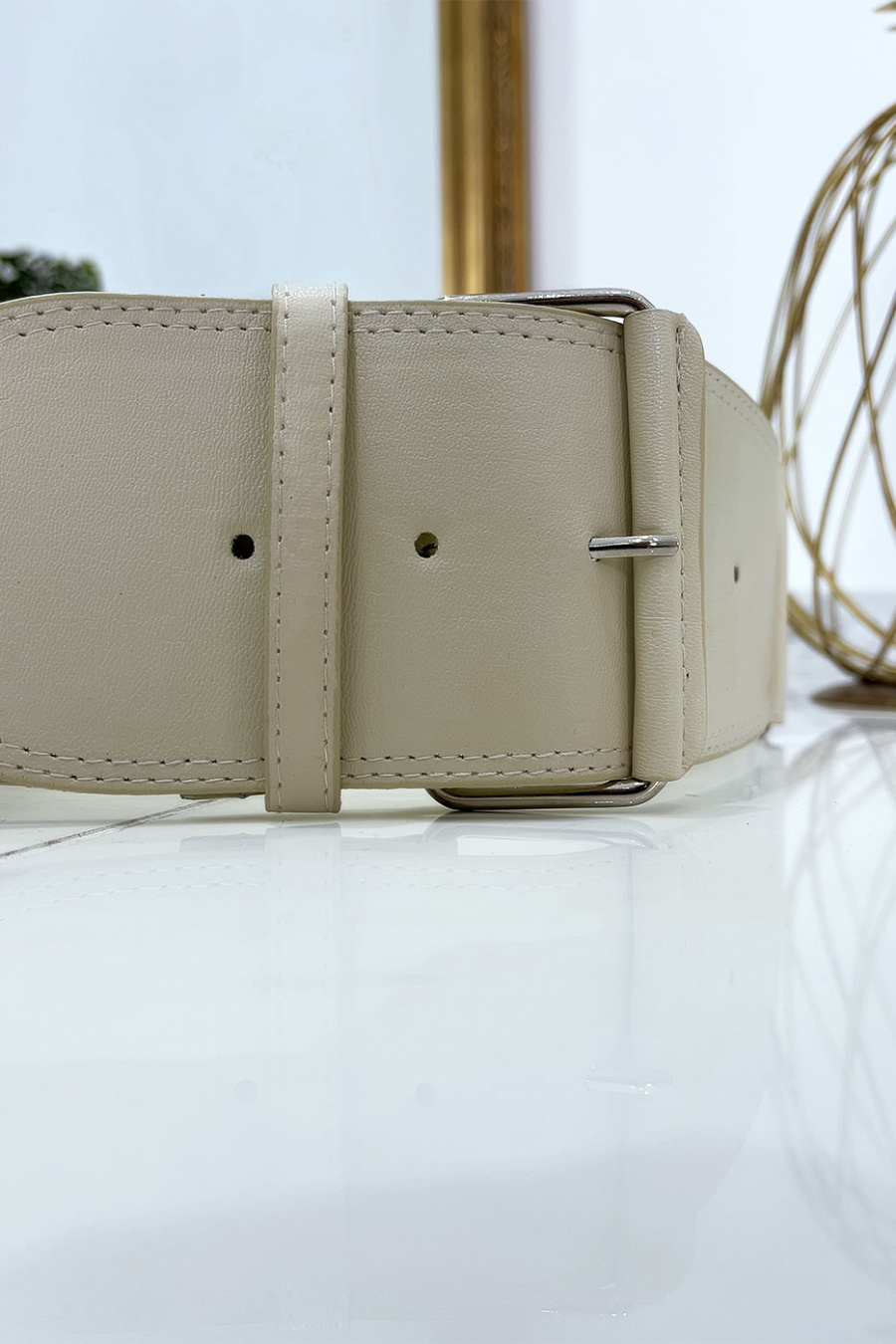 Big beige belt. Women's belt - 6