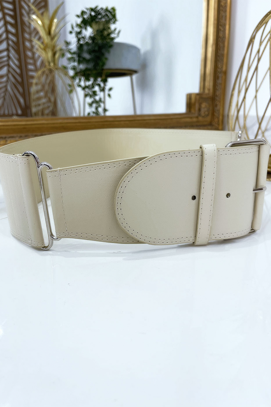Big beige belt. Women's belt - 7