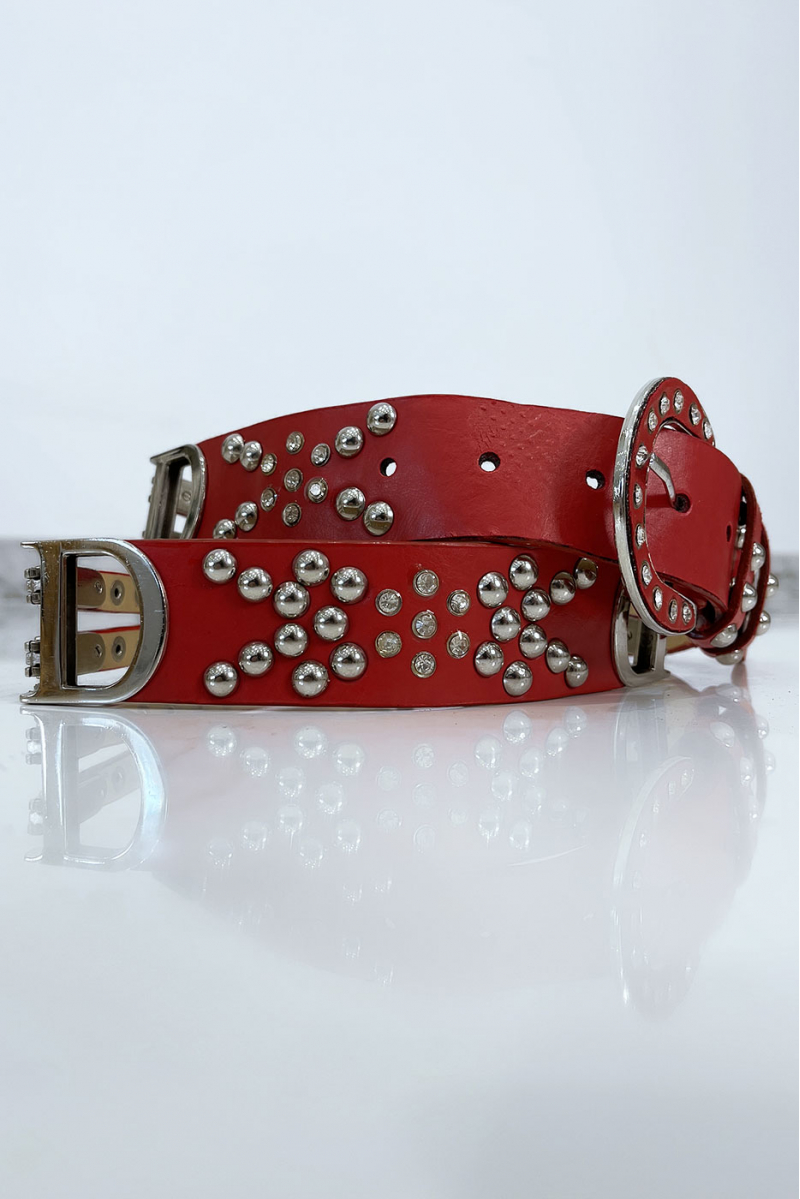 Studded red belt with silver letter D - 3