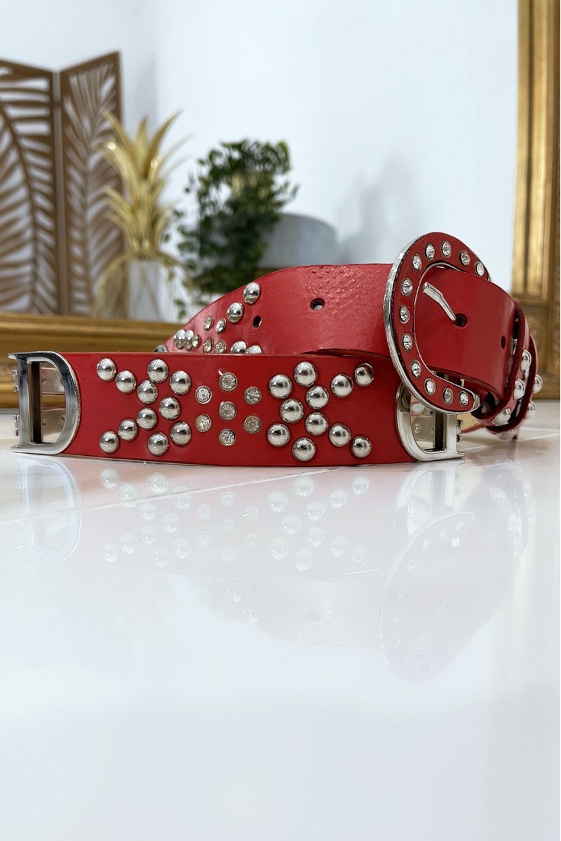 Studded red belt with silver letter D - 4