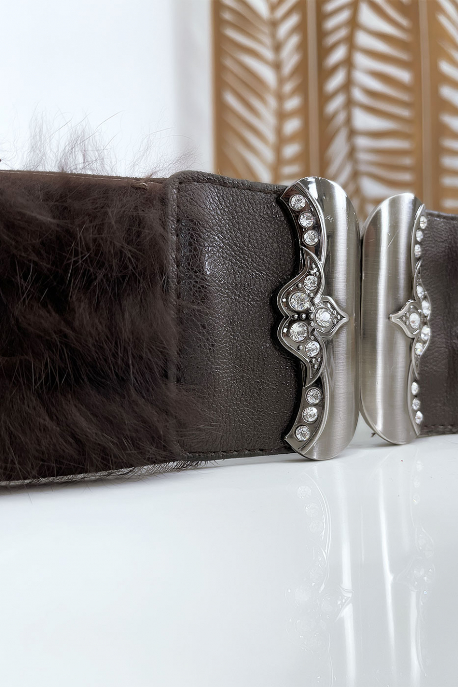 Brown elastic belt with accessory and feather - 2