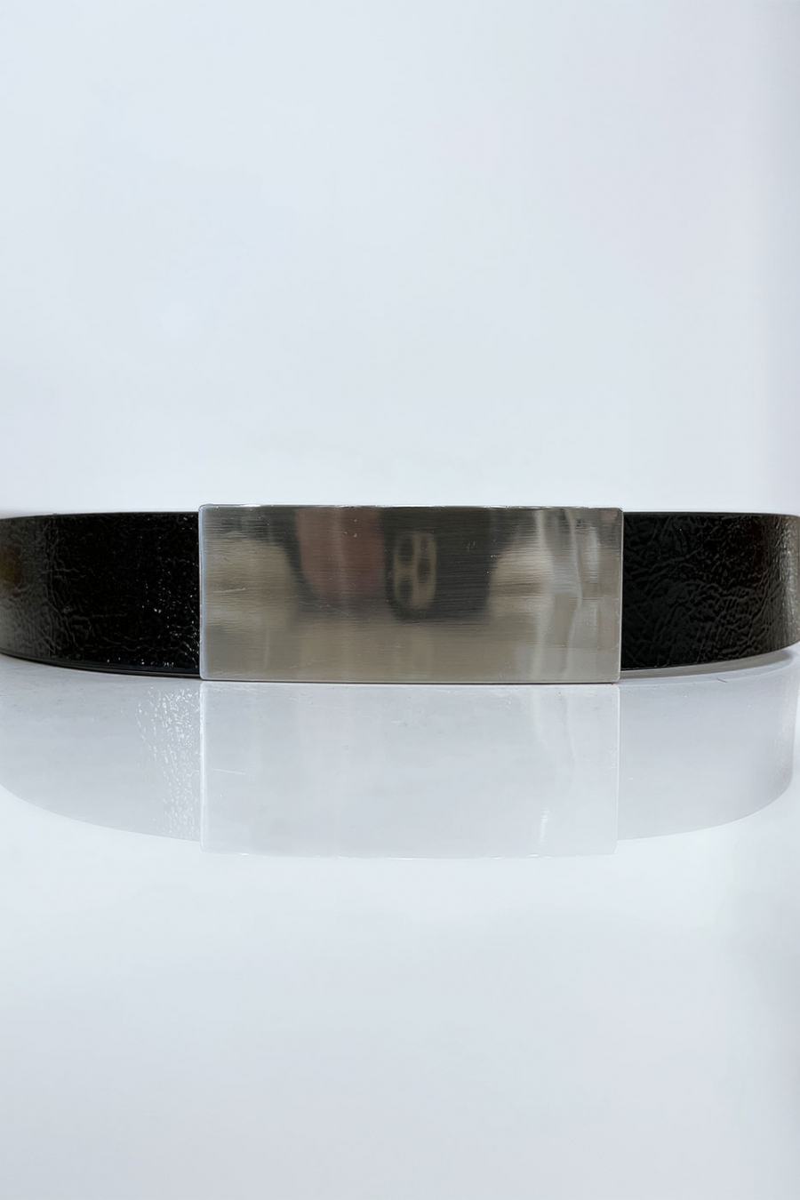 Zwarte riem met zilveren gesp - 1