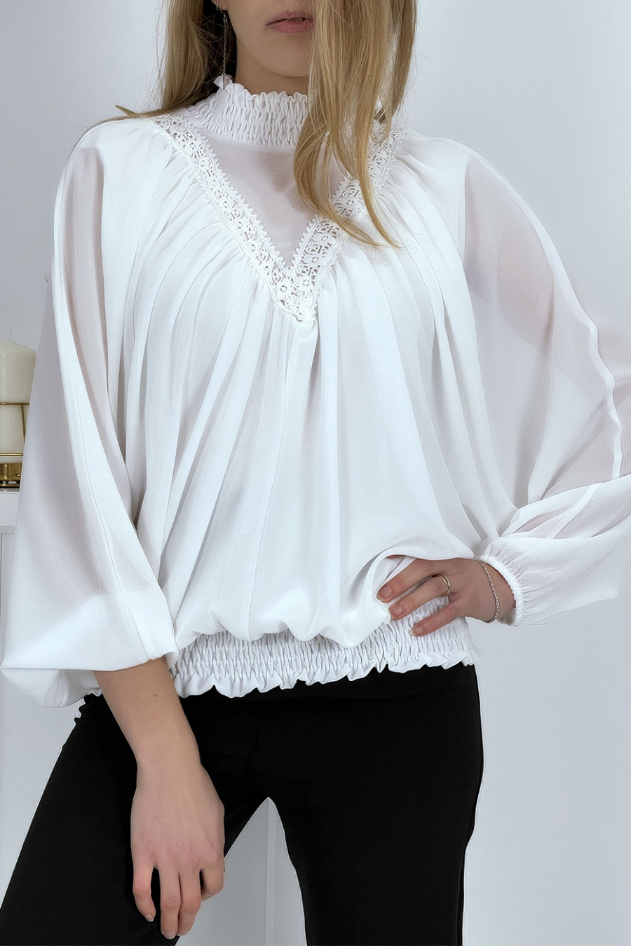 Blouse blanche col montant femme - 7