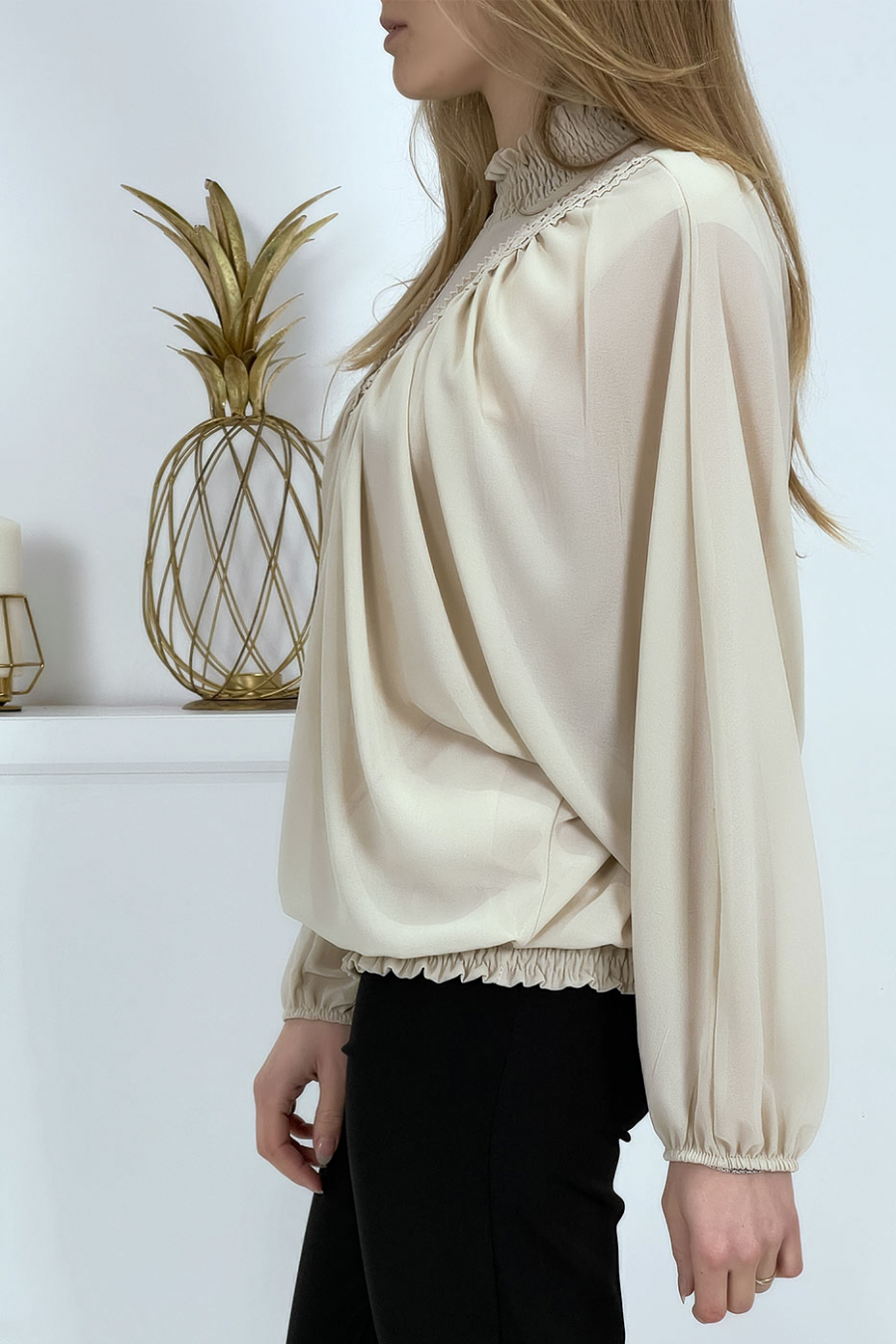 Blouse beige col montant femme - 9