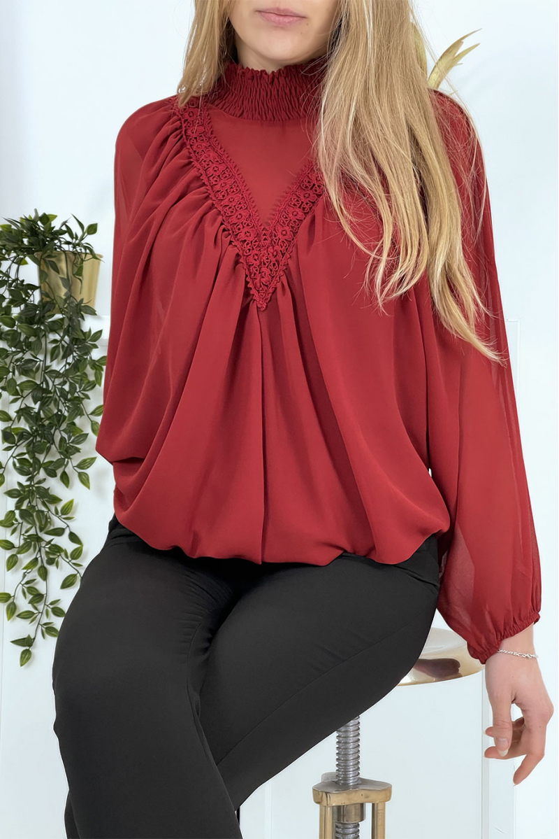 Bordeauxrode damesblouse met hoge hals - 3 Bordeauxrode damesblouse met hoge hals - 3