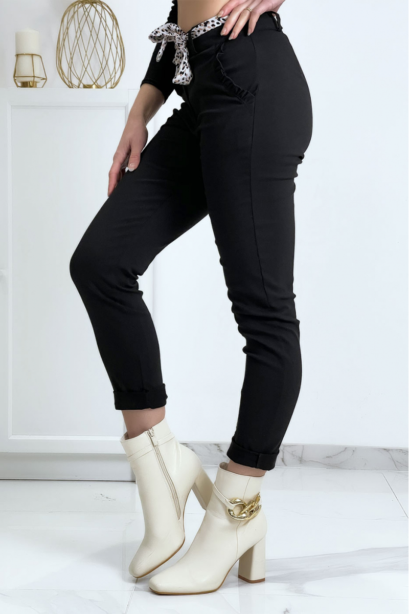 Pantalon strech noir avec poches froufrou et ceinture - 6