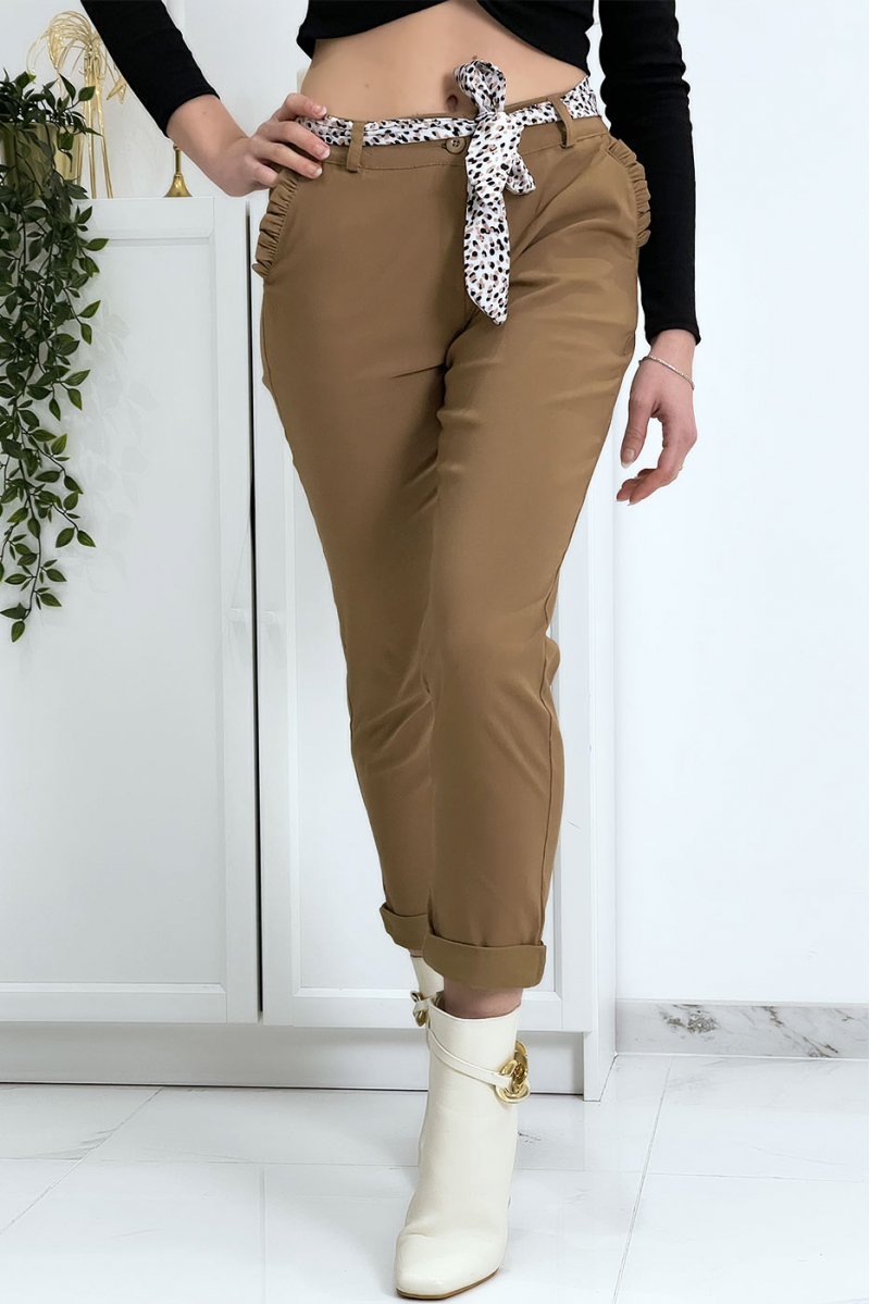 Pantalon strech camel avec poches froufrou et ceinture - 3
