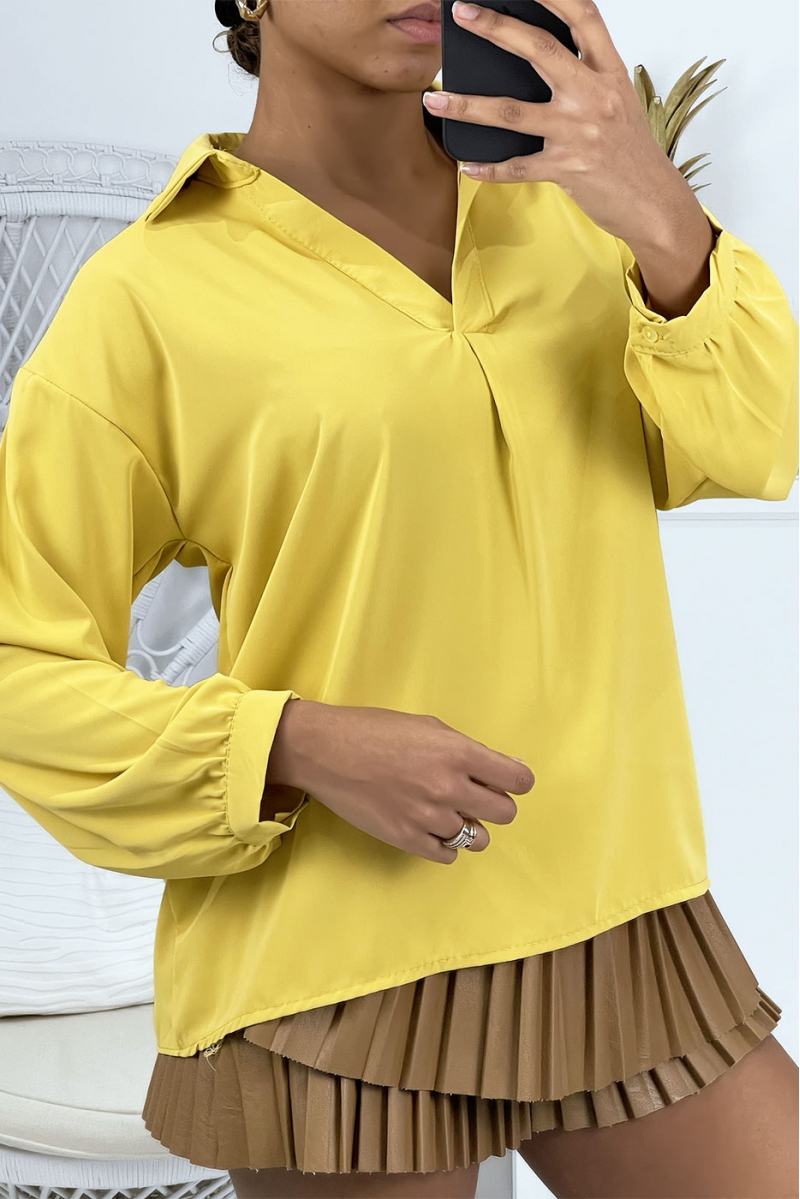 Very chic and falling V-neck mustard blouse - 1