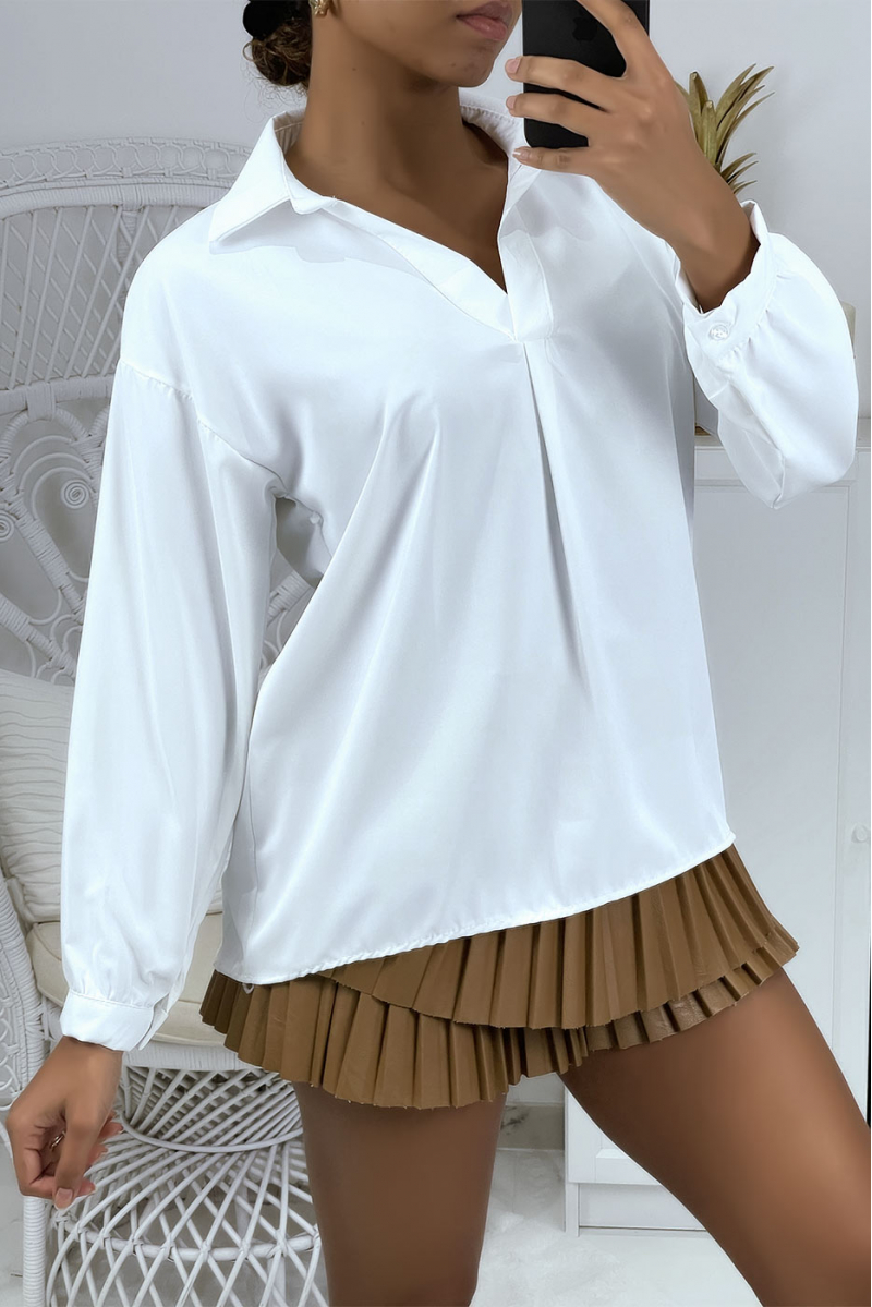 Zeer chique en vallende witte blouse met V-hals - 1