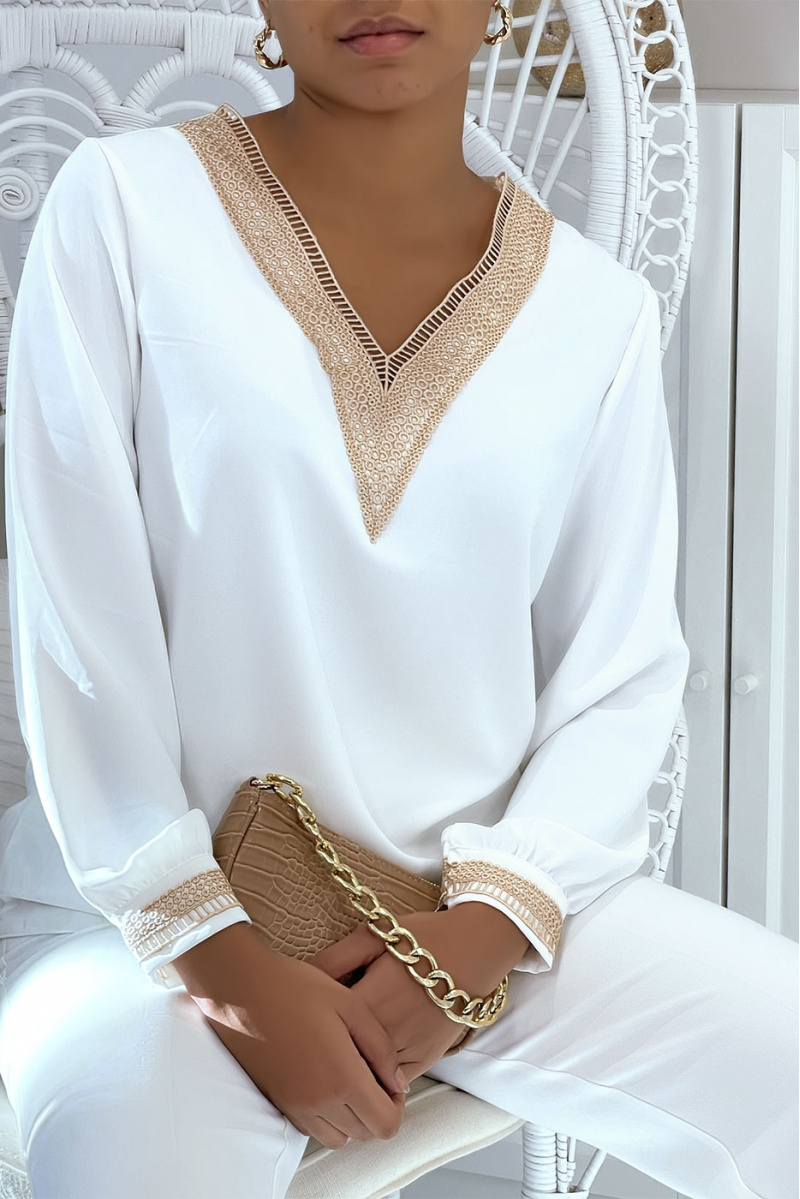 Witte blouse met V-hals in bohemien-chique stijl - 4