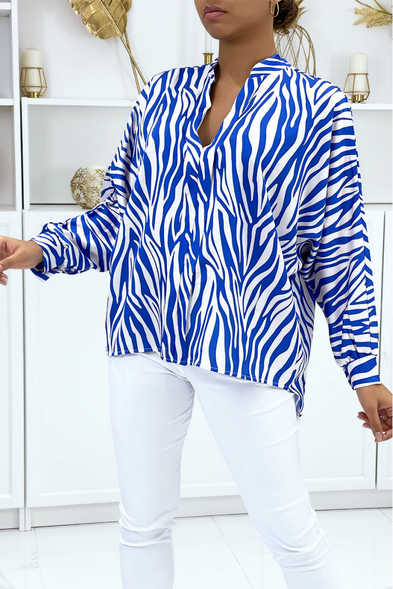 Royal en witte blouse met zebraprint en plooien aan de voorkant - 1