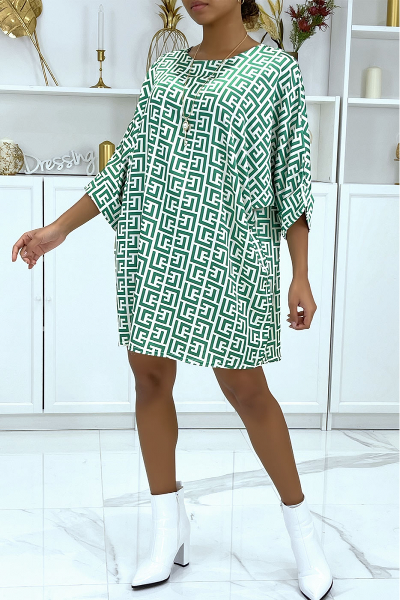 Loose tunic dress with green and white pattern - 1