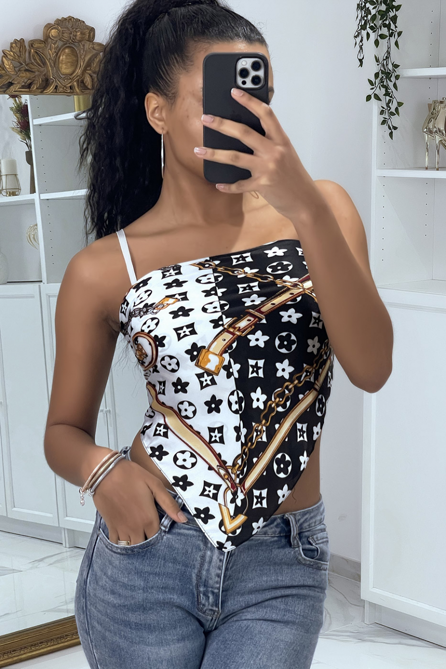 Multipurpose black and white silk scarf with luxury print - 3