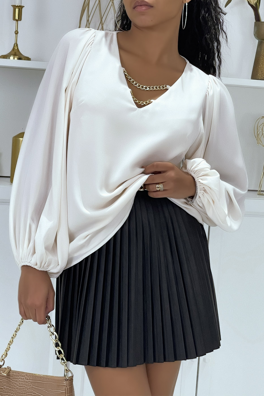 Beige blouse met pofmouwen en kraagaccessoire - 2