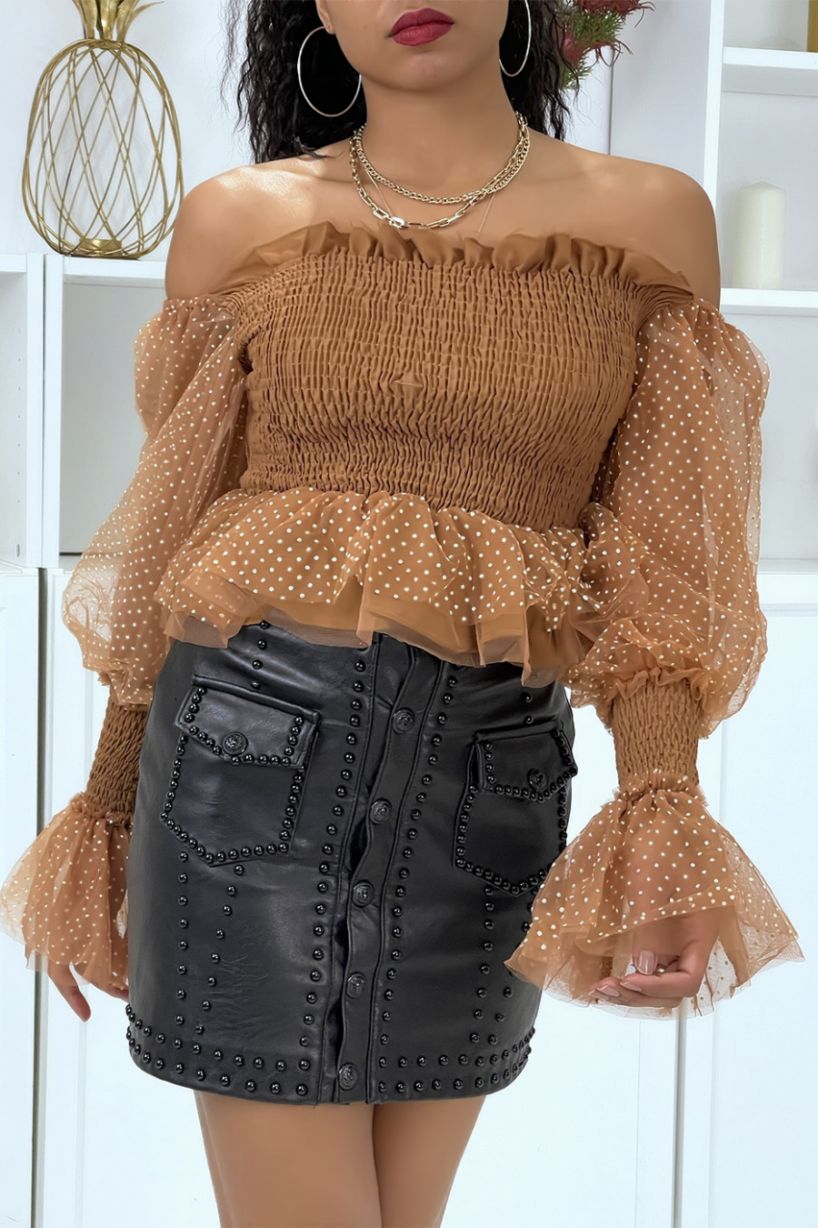 Brown boat neck top with flounce and voile sleeves - 3