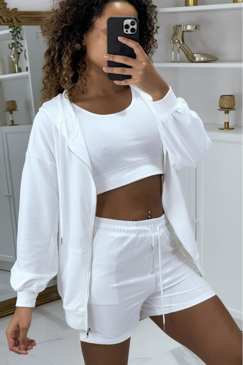 3-piece white sweatshirt and shorts set