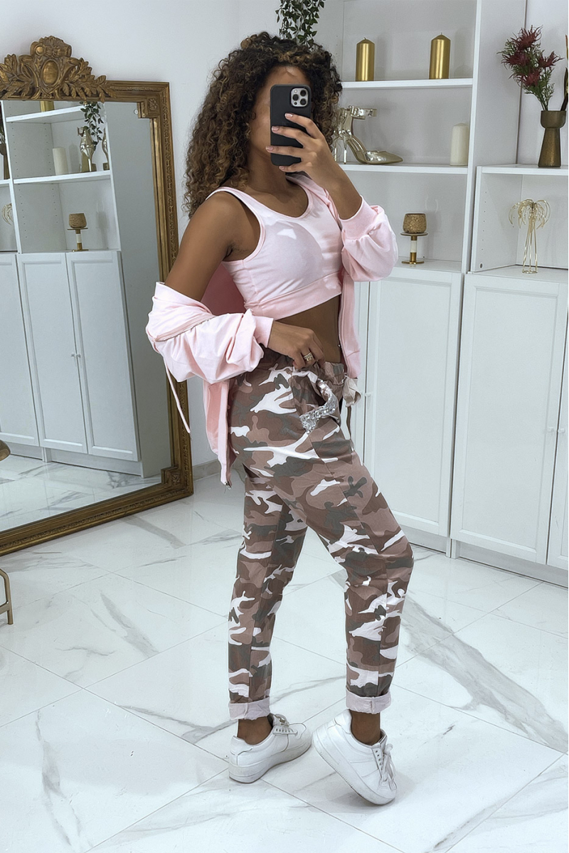Pink camouflage jeggings with rhinestone details - 3