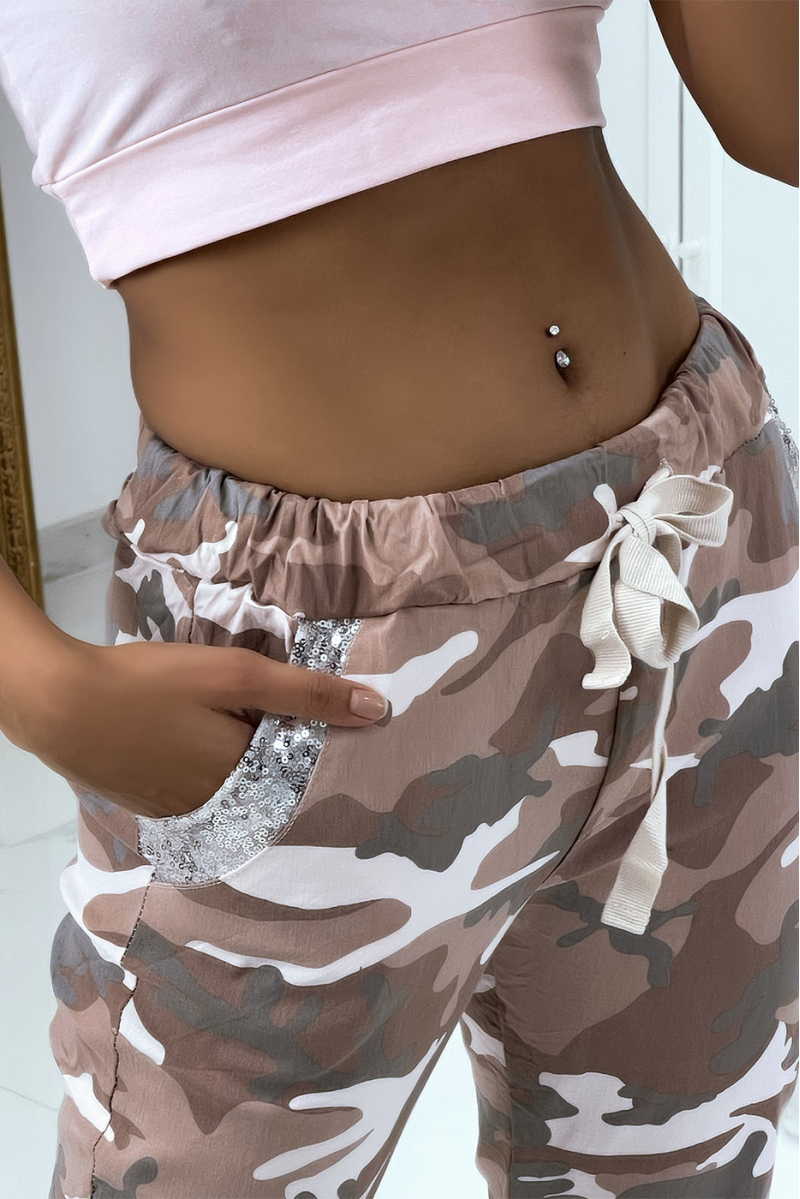 Pink camouflage jeggings with rhinestone details - 6