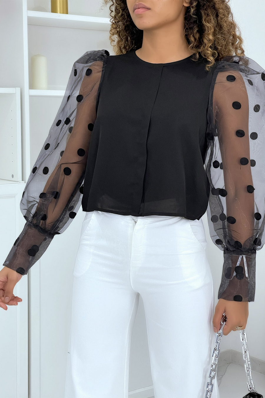 Petite blouse noire à manches ballons - 1