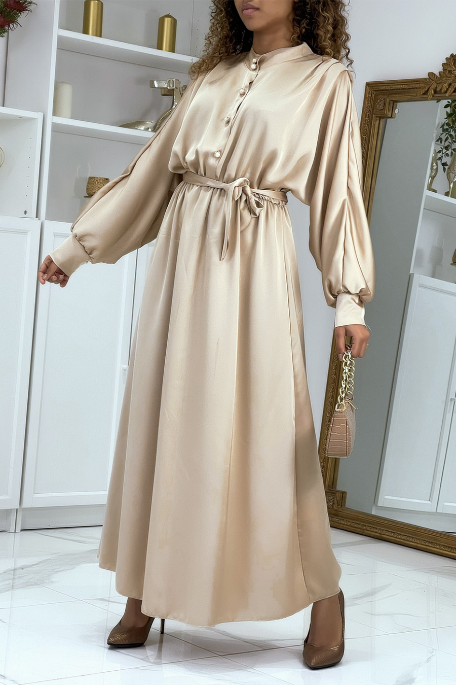 LoLLue robe beige satiné à manches longues - 2