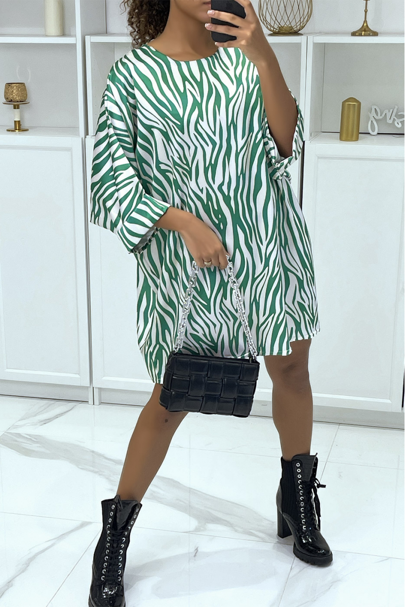 Loose tunic dress with green and white zebra pattern - 3