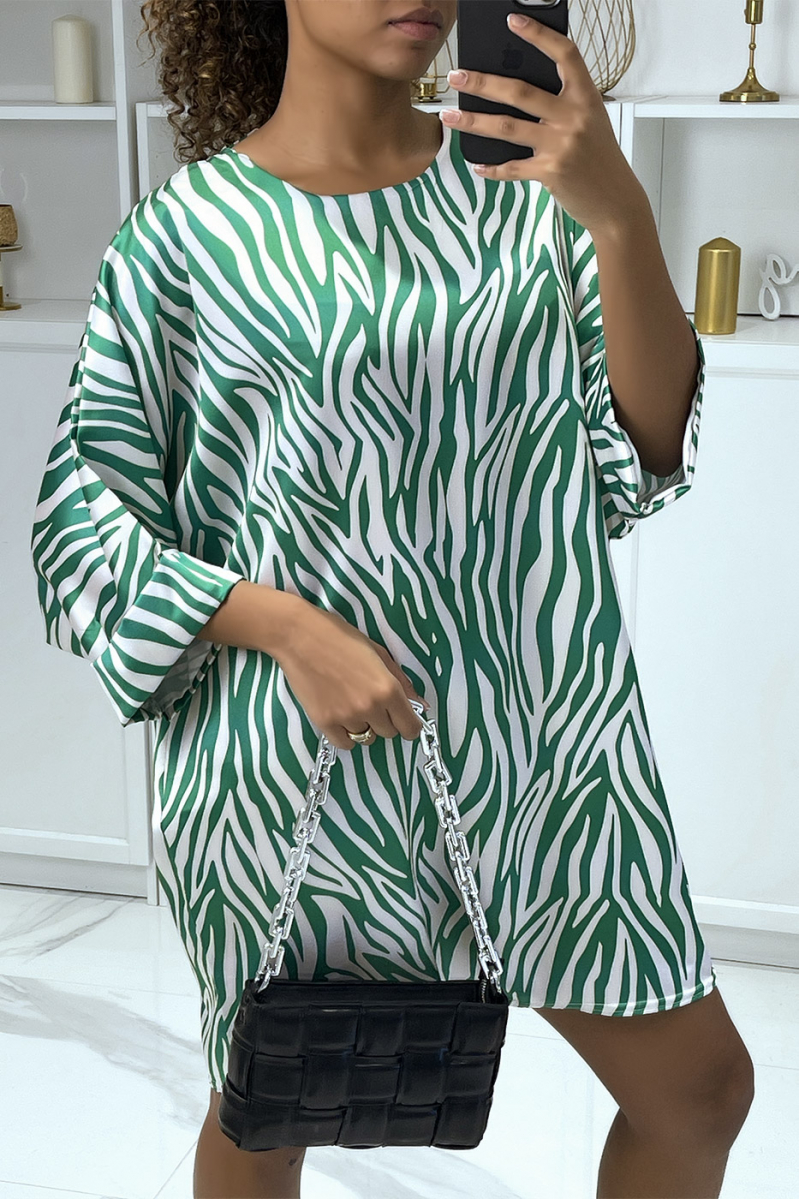 Loose tunic dress with green and white zebra pattern - 4