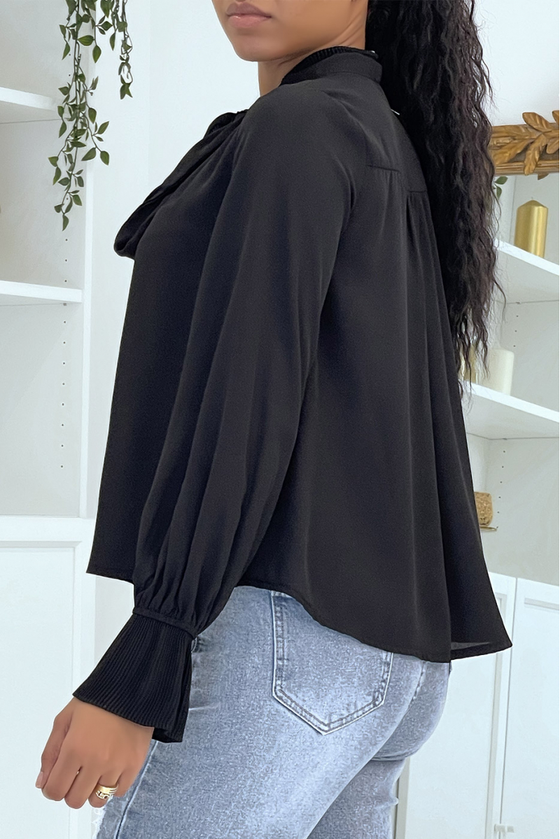 Fluid black blouse with long sleeves - 3
