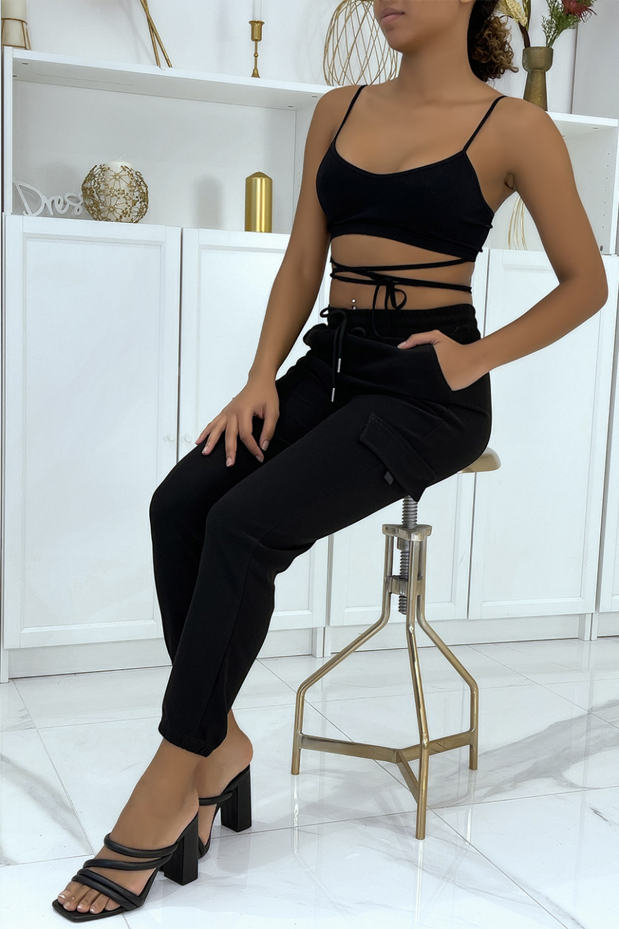 Black trellis jogging pants with pockets - 2