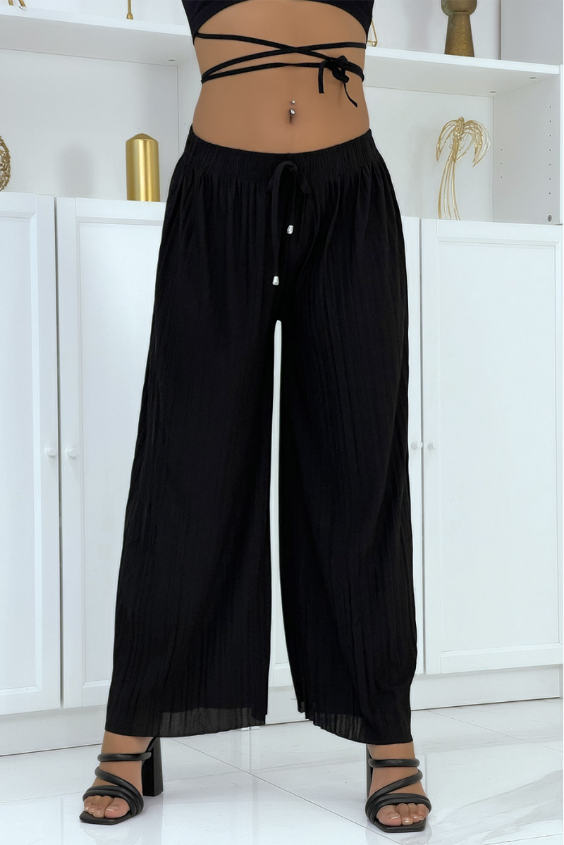 Trendy black pleated palazzo pants - 4
