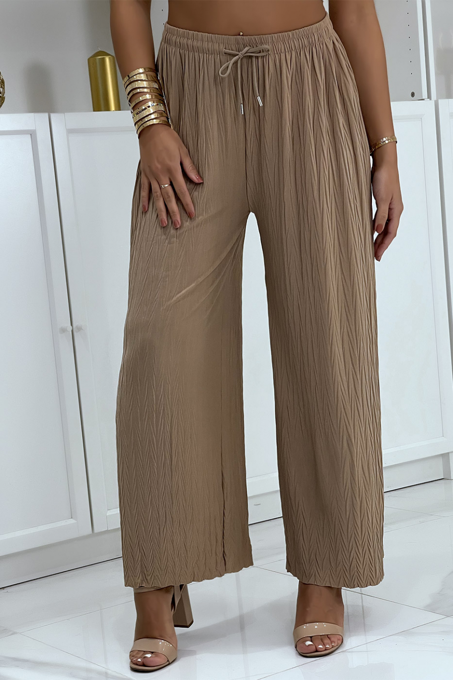 Plain taupe pleated palazzo pants - 1