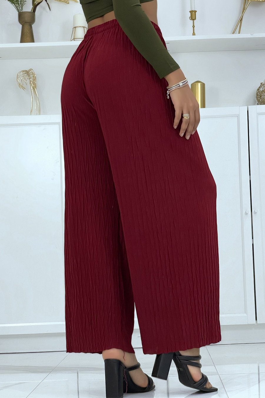 Plain burgundy pleated palazzo pants - 3