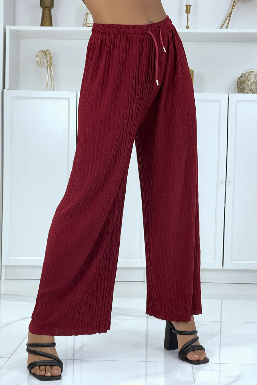 Plain burgundy pleated palazzo pants - 4
