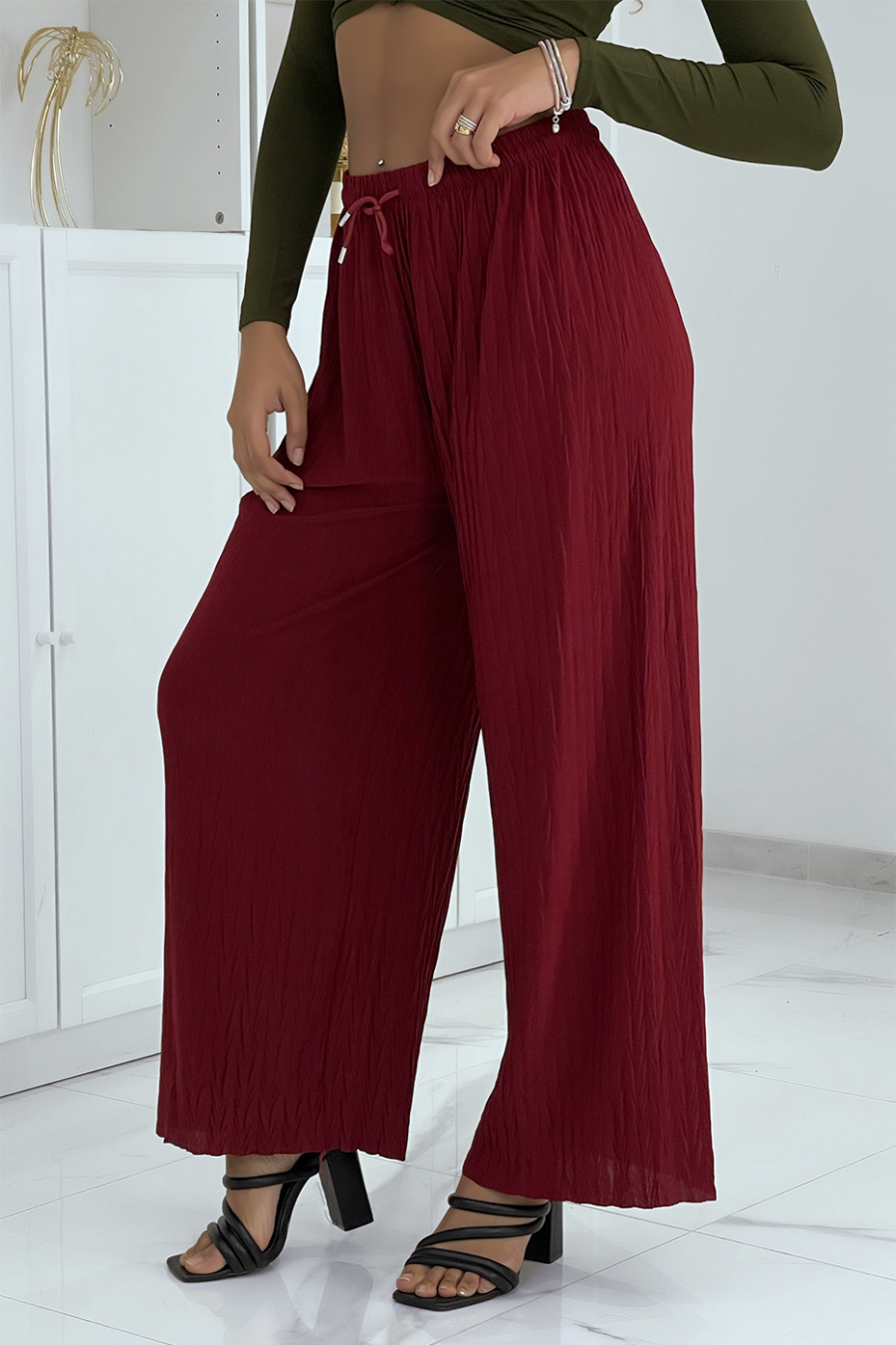 Plain burgundy pleated palazzo pants - 6